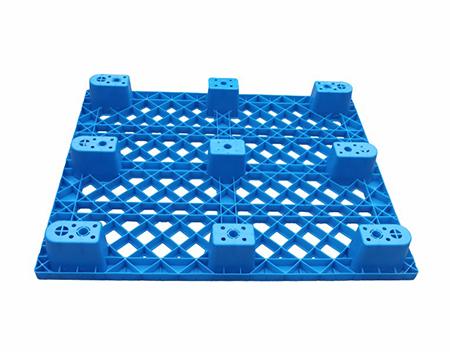 租用或購(gòu)買塑料托盤哪個(gè)更具成本效益？